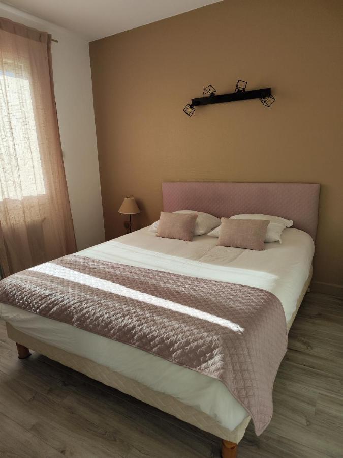 Le Sporting Hotell Beaumont-sur-Leze Eksteriør bilde